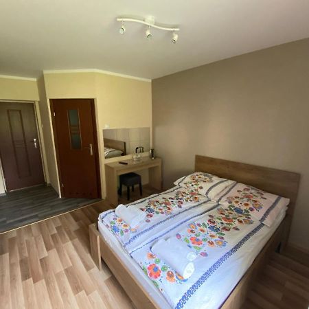 Pokoje Goscinne City Oświecim Exterior foto